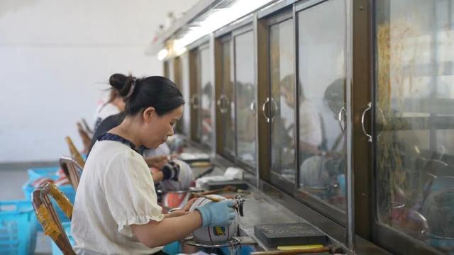 amp, 澳大利亚和 amp, 澳大利亚和